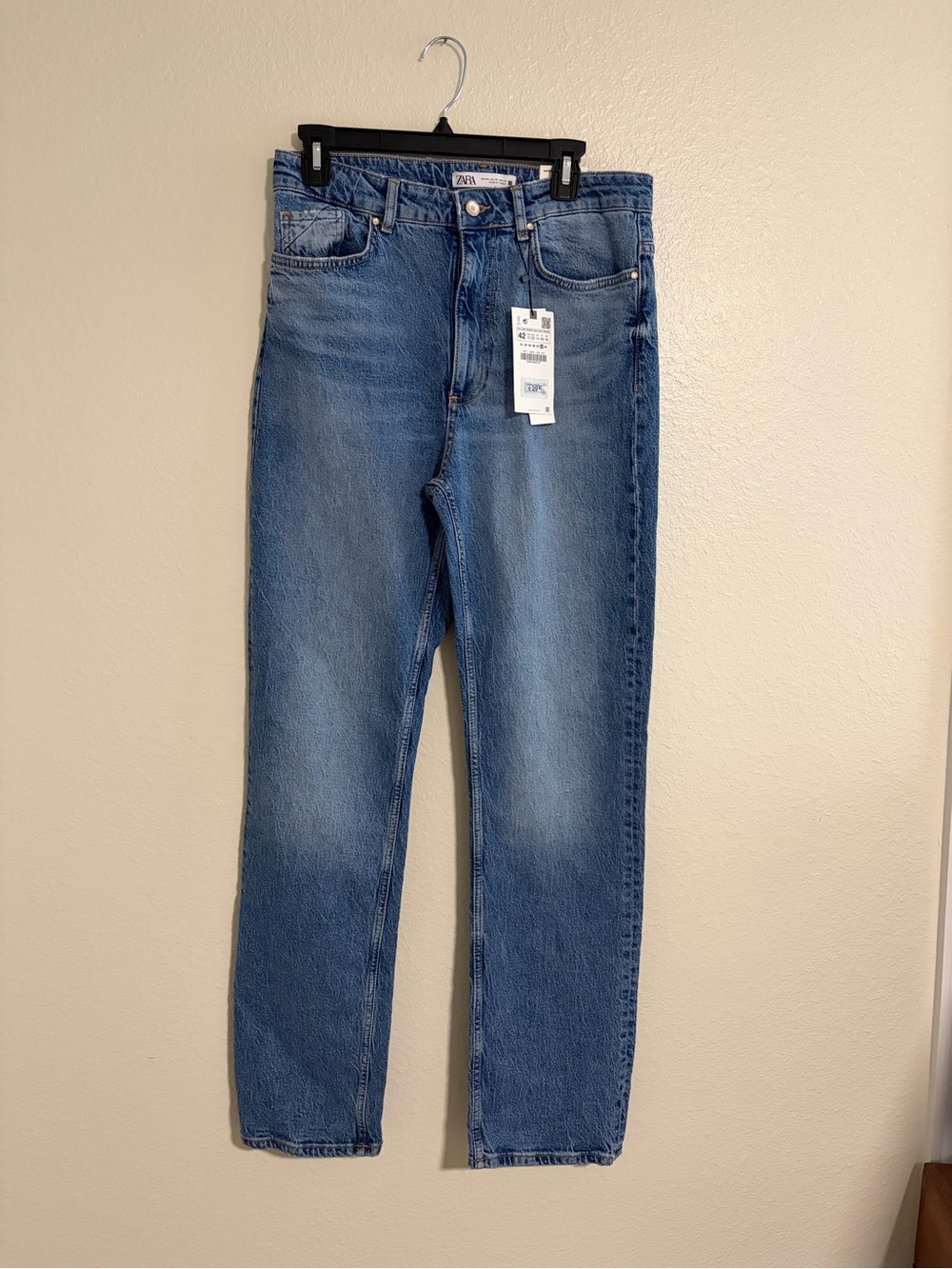 Zara Straight Leg Jeans in Medium Blue Wash